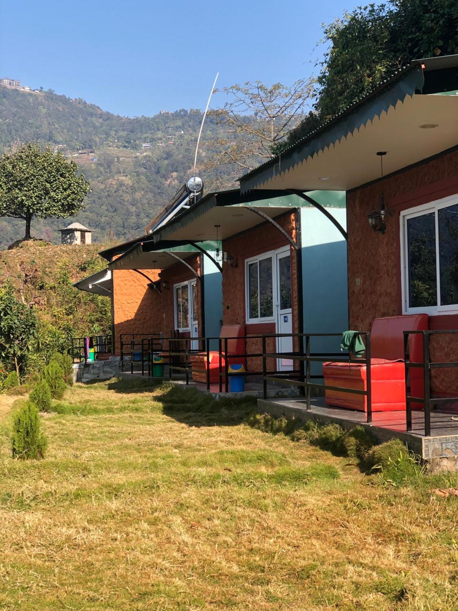 Lodge Into The Wild Pokhara *