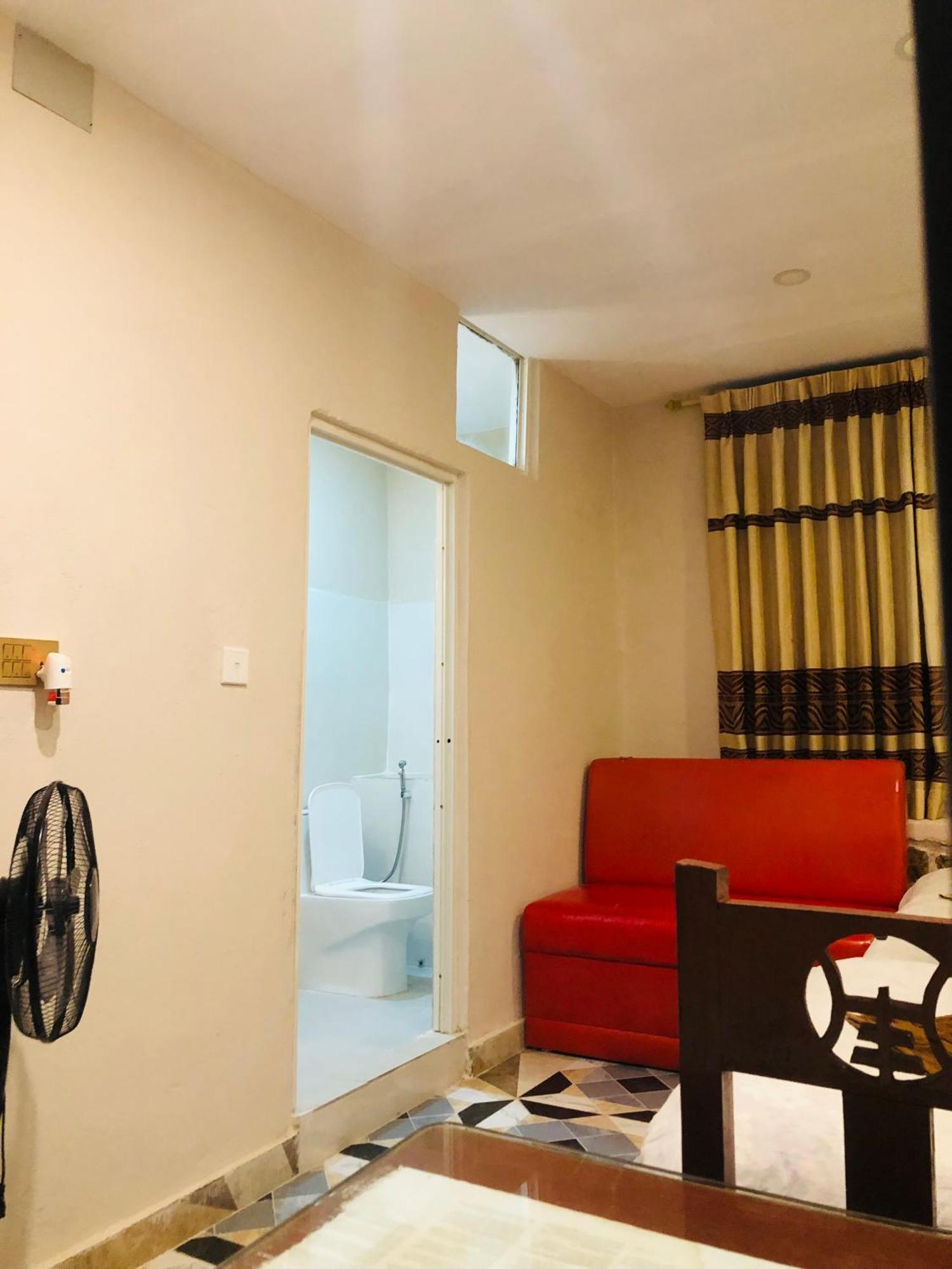 Lodge Into The Wild Pokhara