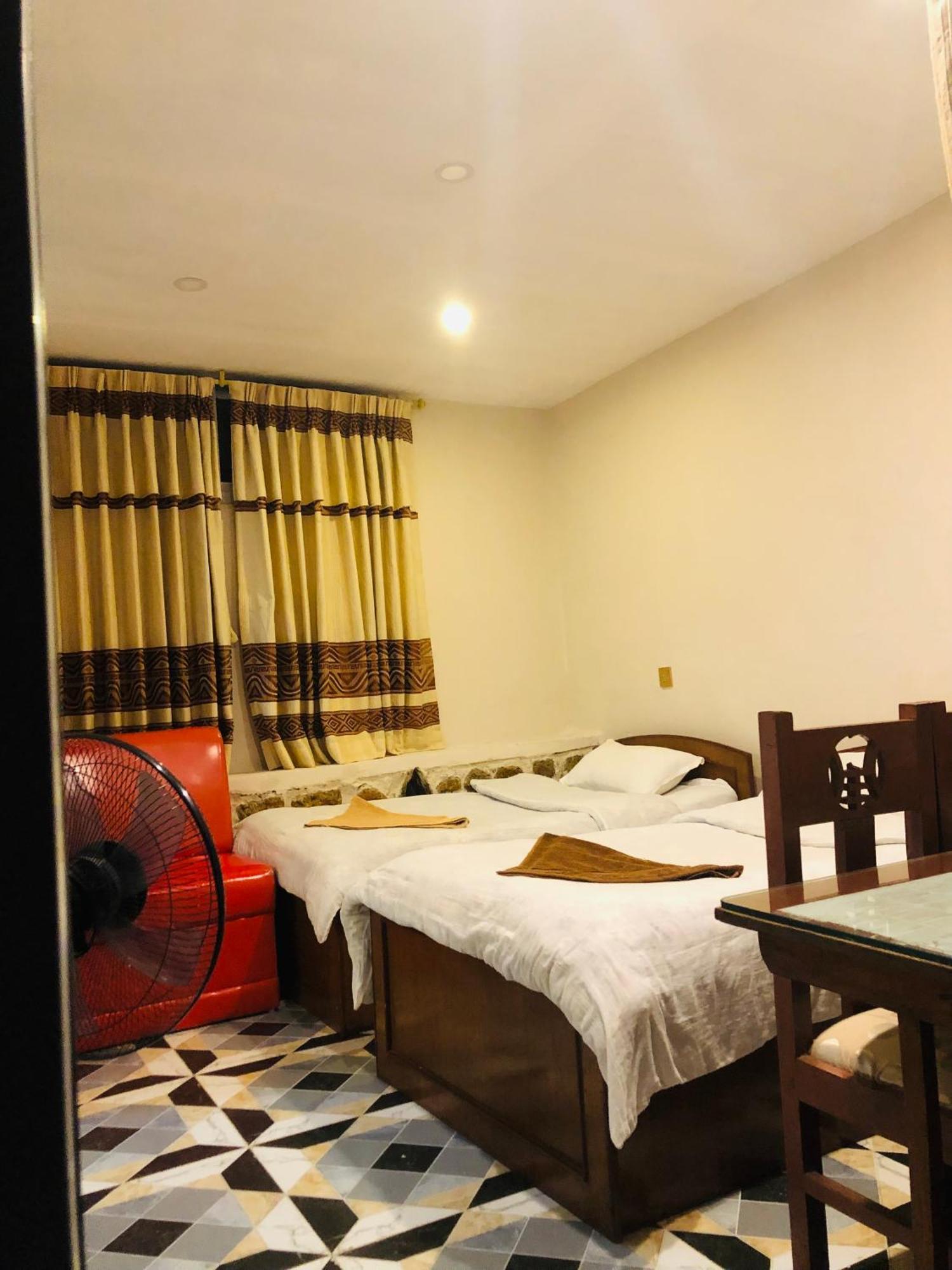 Lodge Into The Wild Pokhara *